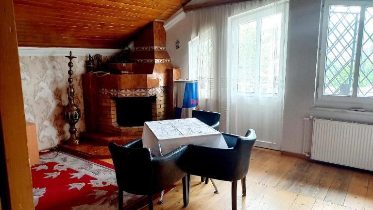 Marieli Hotel Tbilisi Buitenkant foto