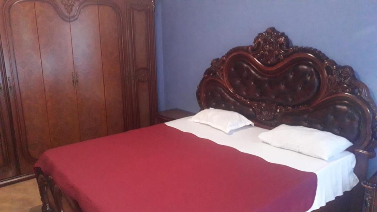 Marieli Hotel Tbilisi Buitenkant foto